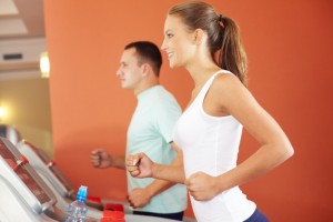 having-fun-in-the-gym_1098-706 having-fun-in-the-gym_1098-706